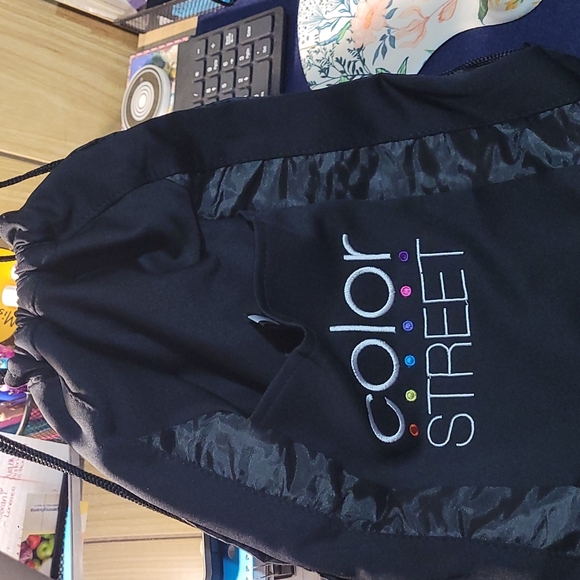 ColorStreet Drawstring Gym Bag - Picture 5 of 5